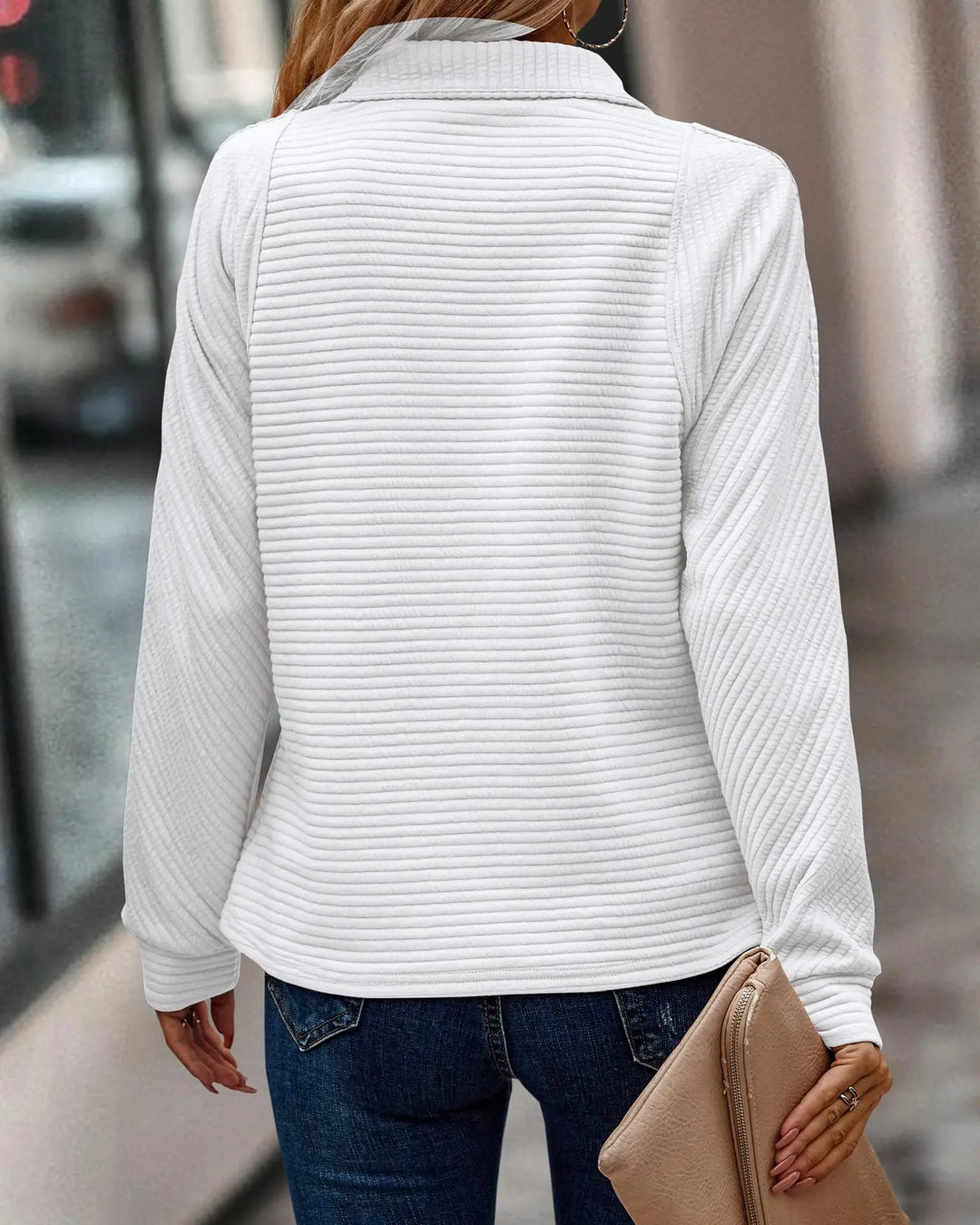 Viola Sweater - Elegant V-Neck for a Refined Look